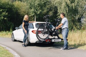 Westfalia BC 60 Fahrradträger, Anhängerkupplung, 2 Fahrräder, E-Bike geeignet, faltbar, inkl. Tasche – Bild 10