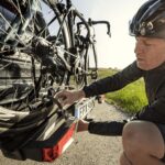 Thule EasyFold XT 934100 Fahrradträger, 3 Fahrräder, 13-polig, schwarz – Bild 8